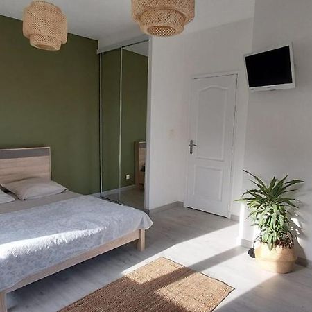 Chambre Avec Terrasse Apartment Sarrians Ngoại thất bức ảnh