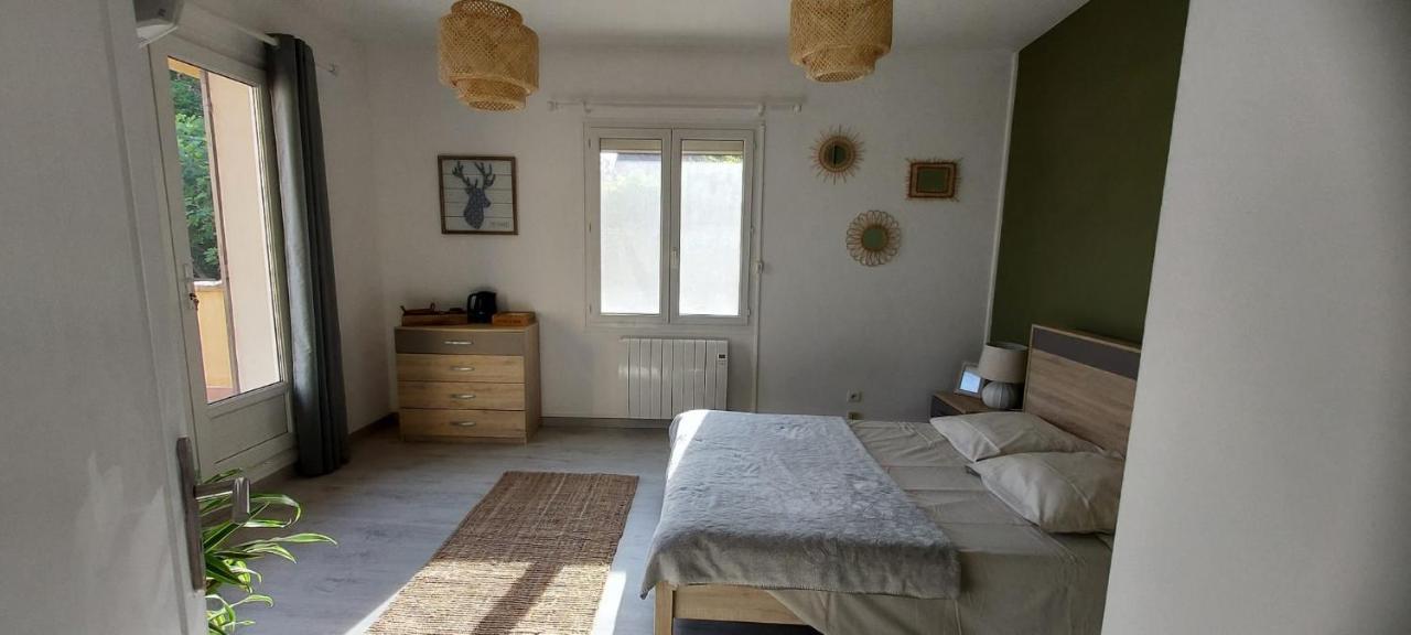 Chambre Avec Terrasse Apartment Sarrians Ngoại thất bức ảnh